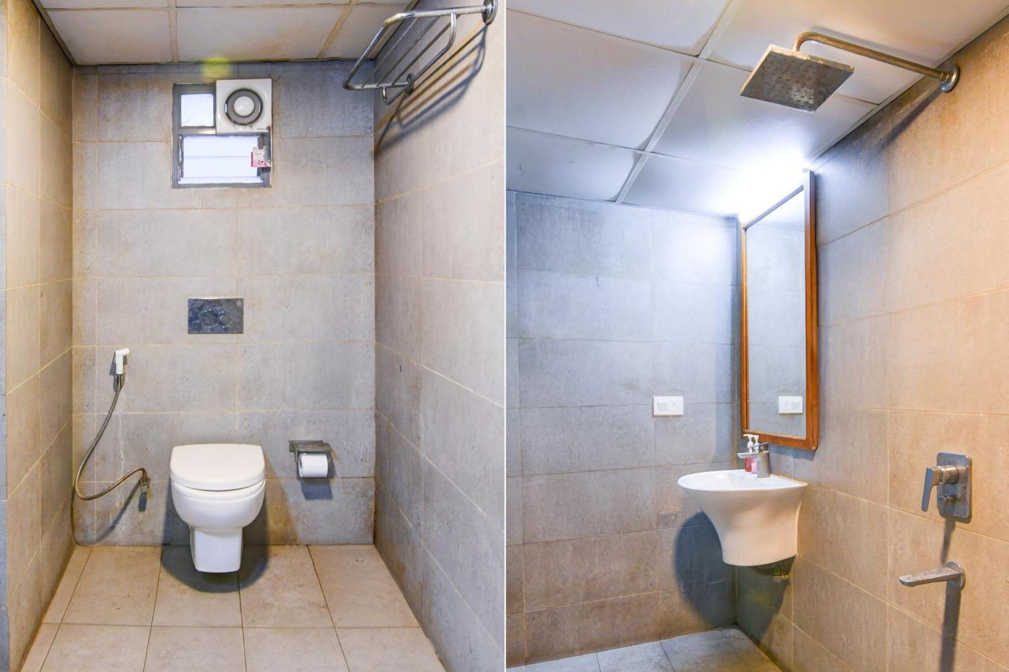 Super Townhouse Vip Road Formerly The Sky Kolkata Exterior photo